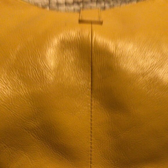 Banana Republic Yellow Genuine Cow Leather Purse - Bamboo Handle lock on front - Picture 5 of 6